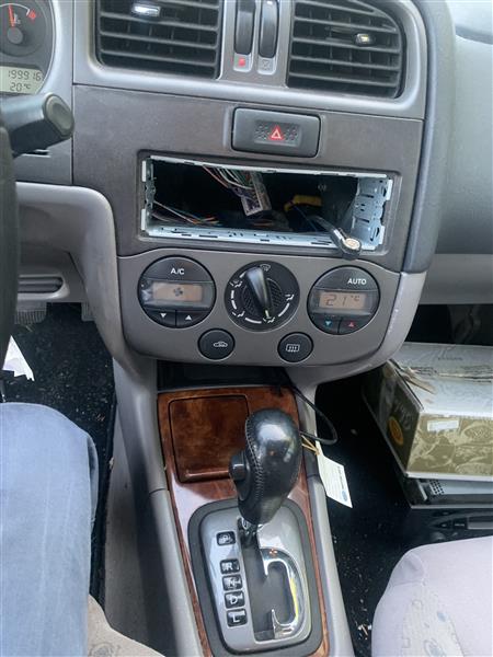 Grote foto nissan primera stationwagen automaat airco. auto nissan