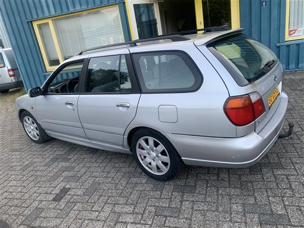 Grote foto nissan primera stationwagen automaat airco. auto nissan