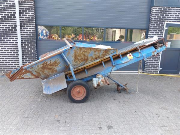 Grote foto stortbak doseerbunker agrarisch kisten