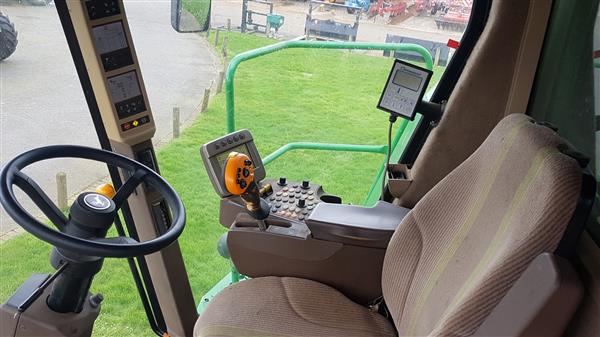 Grote foto john deere t660i pro drive maaidorser agrarisch tractoren