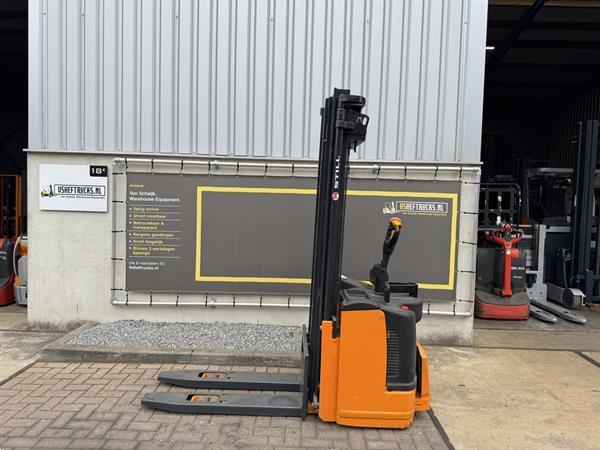 Grote foto vs 22232 elektrische triplex stapelaar still 5390mm freelift doe het zelf en verbouw hefwerktuigen