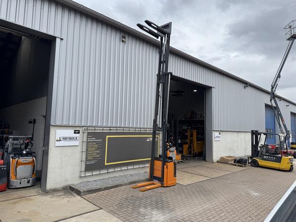 Grote foto vs 22232 elektrische triplex stapelaar still 5390mm freelift doe het zelf en verbouw hefwerktuigen