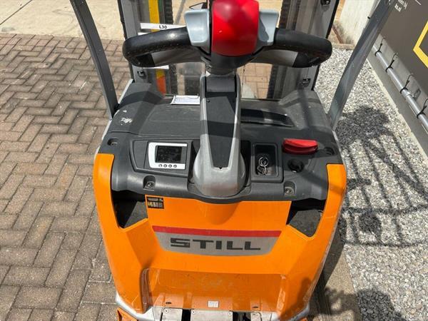 Grote foto vs 22243 elektrische stapelaar still 5316mm bj2018 initiele lift doe het zelf en verbouw hefwerktuigen