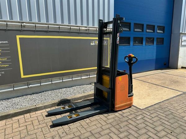 Grote foto vs 22230 elektrische stapelaar 1050kg 2985mm doe het zelf en verbouw hefwerktuigen