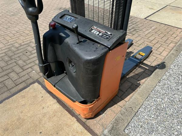 Grote foto vs 22230 elektrische stapelaar 1050kg 2985mm doe het zelf en verbouw hefwerktuigen
