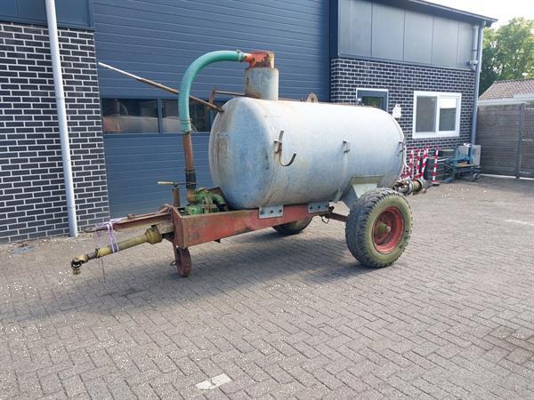 Grote foto krone mesttank watertank 2200 liter agrarisch mesttanks