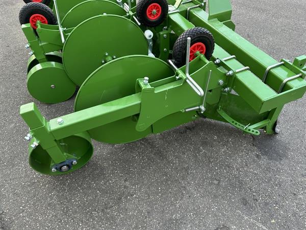 Grote foto folielegger 2 rijig met vast middenelement en ruggenvormers agrarisch zaaimachines