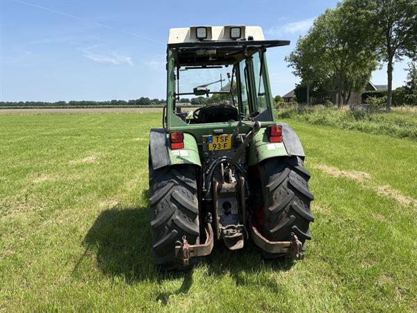 Grote foto fendt 270 va smalspoor kruipversnelling agrarisch tractoren