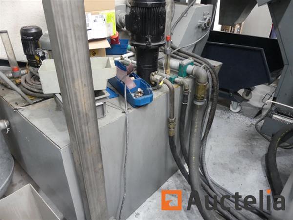 Grote foto cnc deckel maho dmu 80p gelijktijdige 5 assige freesmachine doe het zelf en verbouw ijzerwaren en bevestigingsmiddelen