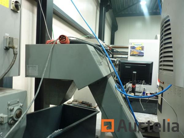 Grote foto cnc deckel maho dmu 80p gelijktijdige 5 assige freesmachine doe het zelf en verbouw ijzerwaren en bevestigingsmiddelen