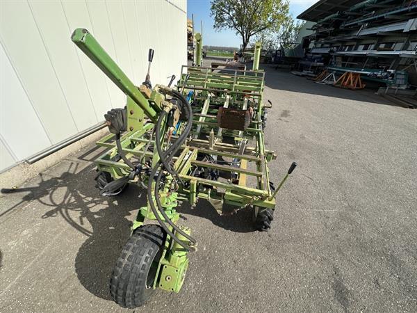 Grote foto basrijs slaplantmachine 6 rijen agrarisch zaaimachines