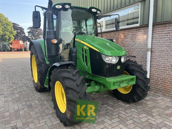 Grote foto john deere 6100m 697386 agrarisch tractoren