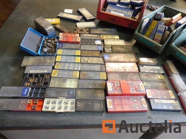 Grote foto inzetstukken voor machinegereedschap messen grote hoeveelheid doe het zelf en verbouw ijzerwaren en bevestigingsmiddelen