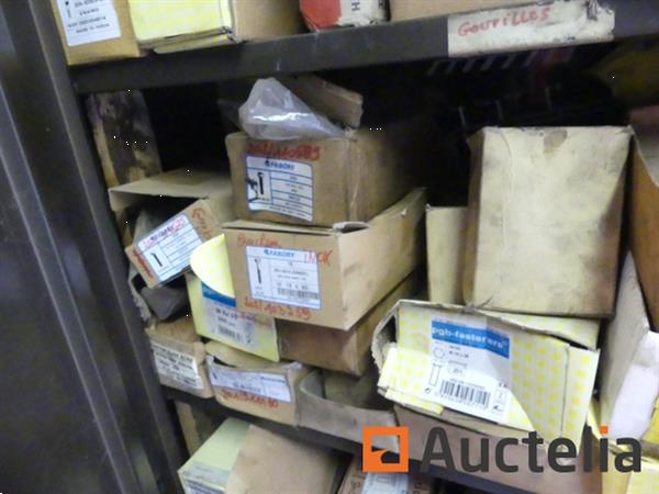 Grote foto hardware en hardware grote hoeveelheid doe het zelf en verbouw onderdelen en accessoires