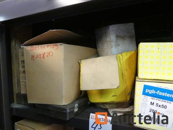 Grote foto hardware en hardware grote hoeveelheid doe het zelf en verbouw onderdelen en accessoires