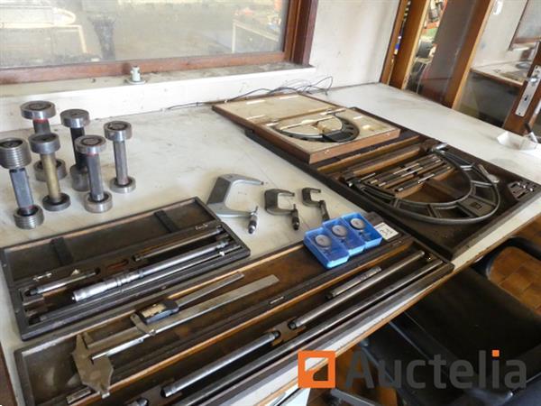 Grote foto metrologie apparaat doe het zelf en verbouw ijzerwaren en bevestigingsmiddelen
