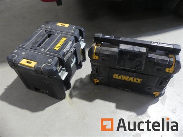 Grote foto dewalt accuspijkermachine bouwplaatsradio doe het zelf en verbouw gereedschappen en machines
