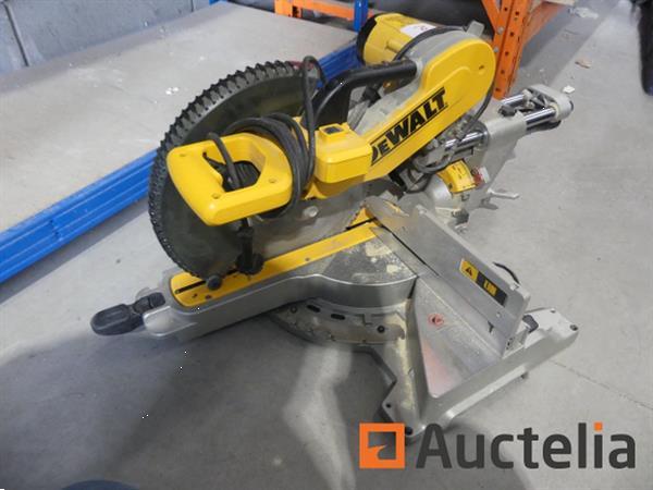 Grote foto dewalt dws780 qs verstekzaag doe het zelf en verbouw ijzerwaren en bevestigingsmiddelen