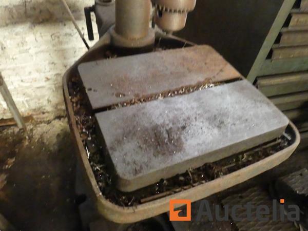 Grote foto syderic kolomboormachine slijpbank doe het zelf en verbouw ijzerwaren en bevestigingsmiddelen