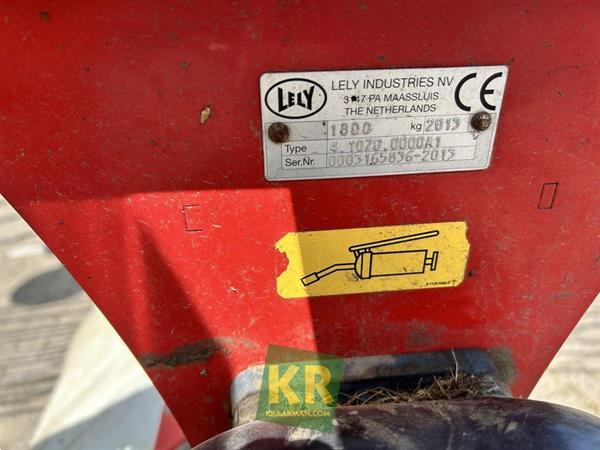 Grote foto lely overig 696422 agrarisch harken