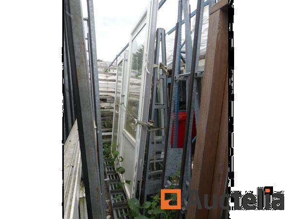 Grote foto draagezel met inhoud doe het zelf en verbouw hefwerktuigen
