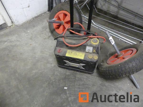 Grote foto booster 2 wielen en trolley met labels doe het zelf en verbouw overige doe het zelf en verbouw