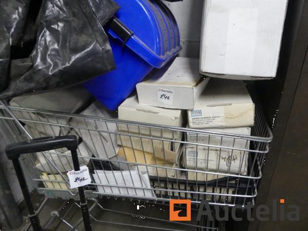Grote foto booster 2 wielen en trolley met labels doe het zelf en verbouw overige doe het zelf en verbouw