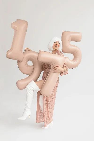 Grote foto foil balloon number 1 72cm dark beige verzamelen overige verzamelingen