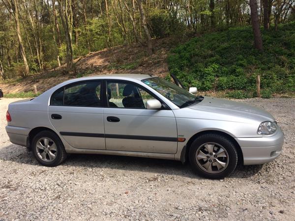 Grote foto toyota avensis 1.8 sedan airco. auto toyota