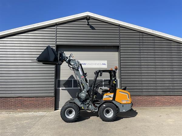 Grote foto giant g2700 tele hd minishovel nieuw 835 lease agrarisch shovels