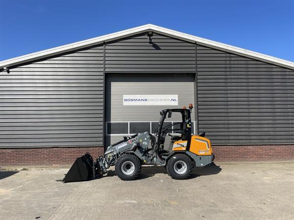 Grote foto giant g2700 tele hd minishovel nieuw 835 lease agrarisch shovels