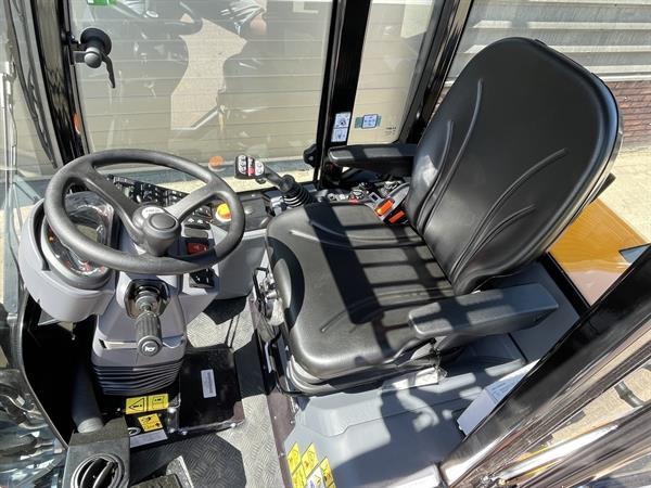 Grote foto giant g2700 x tra hd cabine minishovel nieuw agrarisch shovels