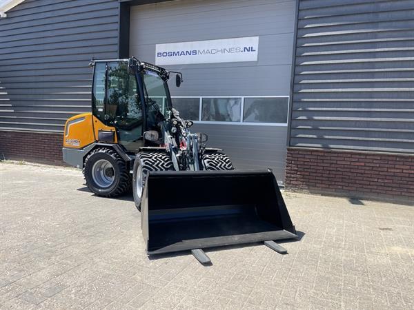 Grote foto giant g2700 x tra hd cabine minishovel nieuw agrarisch shovels
