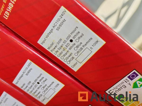 Grote foto 20x ongebruikt 30w led smd floodlight doe het zelf en verbouw gereedschappen en machines