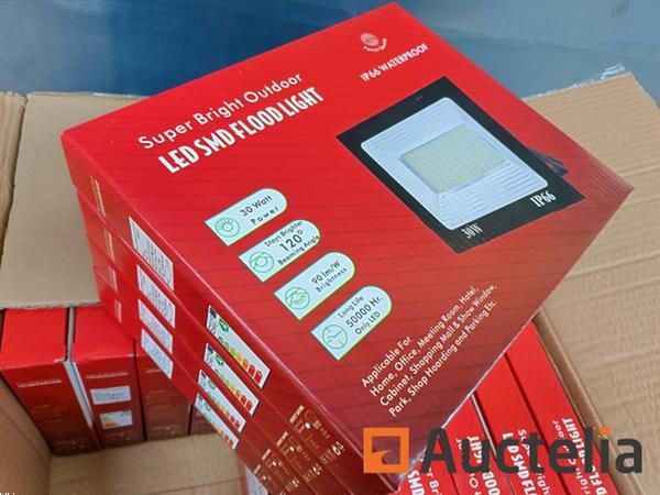Grote foto 20x ongebruikt 30w led smd floodlight doe het zelf en verbouw gereedschappen en machines
