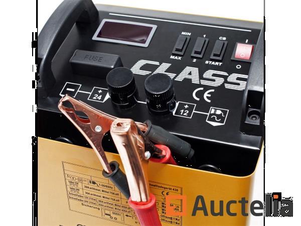 Grote foto booster 300 amp doe het zelf en verbouw gereedschappen en machines