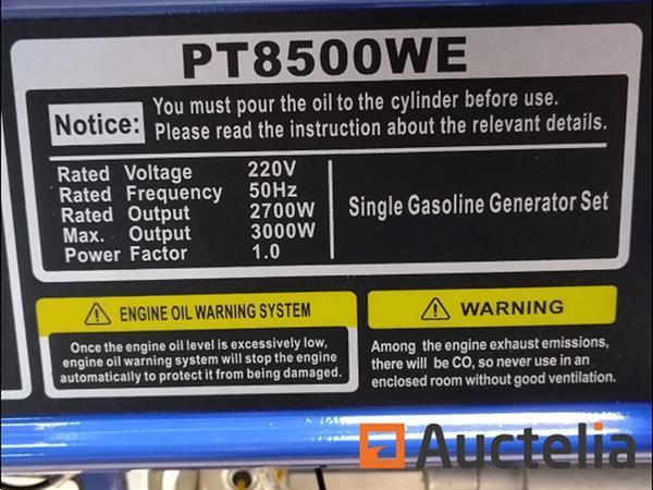 Grote foto generator benzine doe het zelf en verbouw gereedschappen en machines