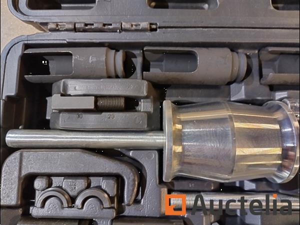 Grote foto ongebruikt schwartzmann 40 delige diesel verstuiver trekkerset doe het zelf en verbouw gereedschappen en machines