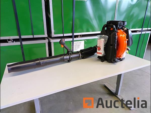 Grote foto bladblazer benzine 76cc agrarisch algemeen