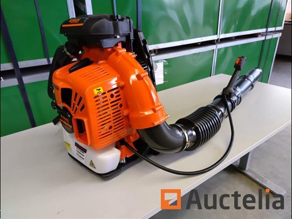 Grote foto bladblazer benzine 76cc agrarisch algemeen