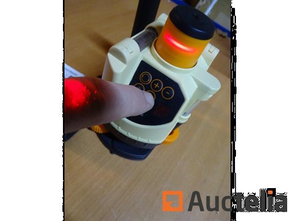 Grote foto laserliner beamcontrol master roterende laser doe het zelf en verbouw gereedschappen en machines
