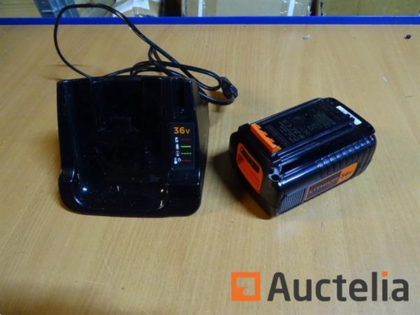Grote foto 2 5 ah 36 v lithiumbatterij en black decker oplader doe het zelf en verbouw overige doe het zelf en verbouw