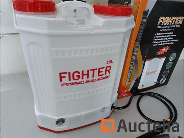 Grote foto rugspuit op accu 16 liter agrarisch algemeen