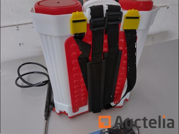 Grote foto rugspuit op accu 16 liter agrarisch algemeen