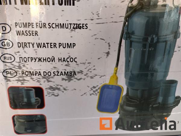 Grote foto vuilwaterpomp met vlotter agrarisch algemeen