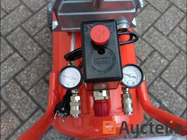 Grote foto compressor 50 liter doe het zelf en verbouw gereedschappen en machines