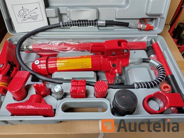 Grote foto uitdeukset 4 ton doe het zelf en verbouw gereedschappen en machines