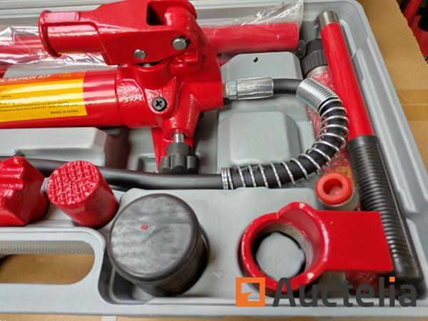 Grote foto uitdeukset 4 ton doe het zelf en verbouw gereedschappen en machines