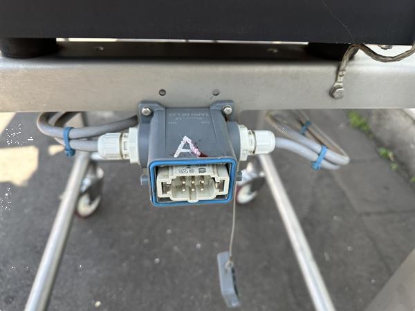Grote foto bodijn trilgoot invoertriller uitvoerbreedte 19 cm agrarisch kisten