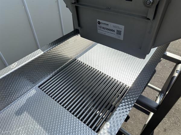 Grote foto bodijn trilgoot invoertriller uitvoerbreedte 19 cm agrarisch kisten